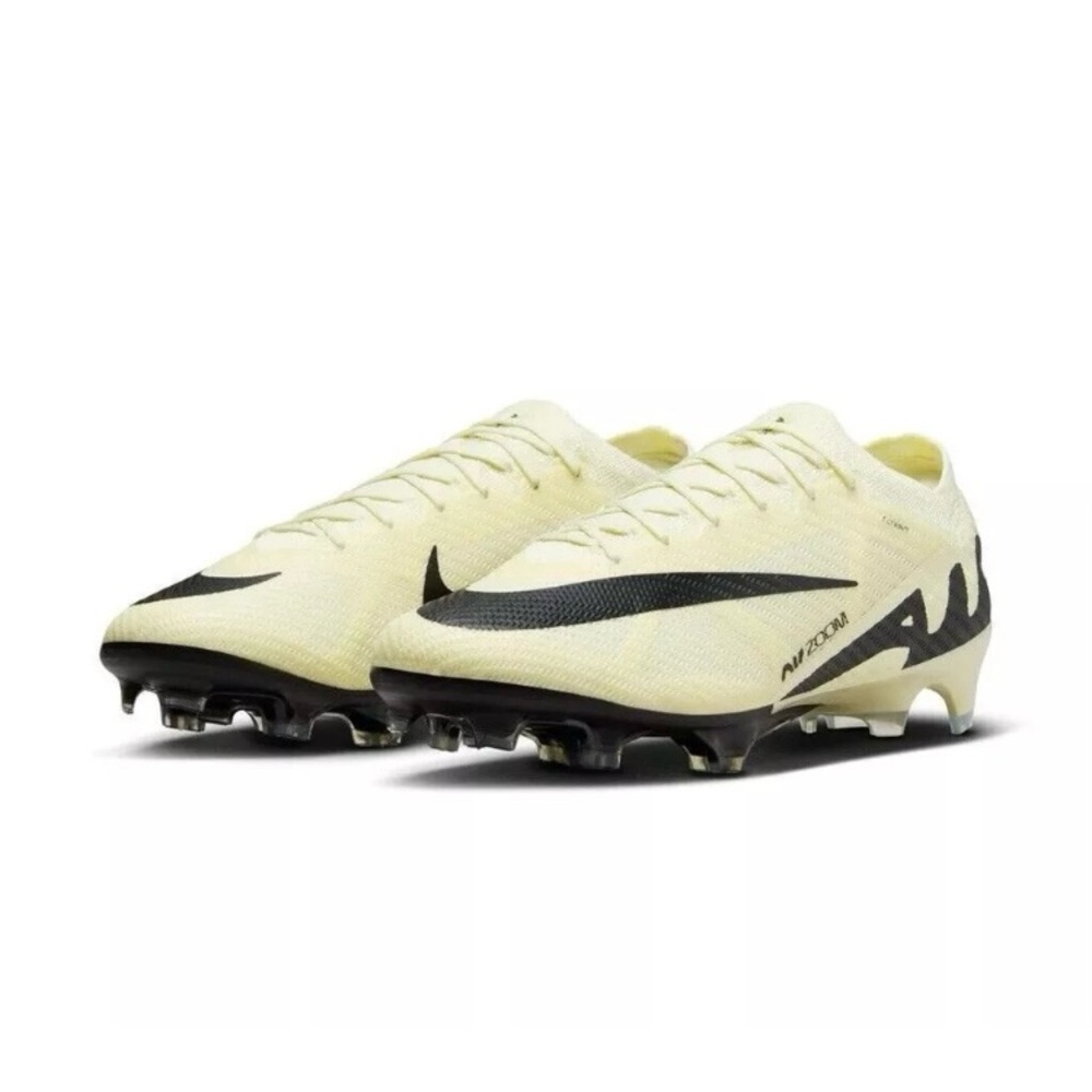 Nike Men's Cream and Black Soccer Cleats